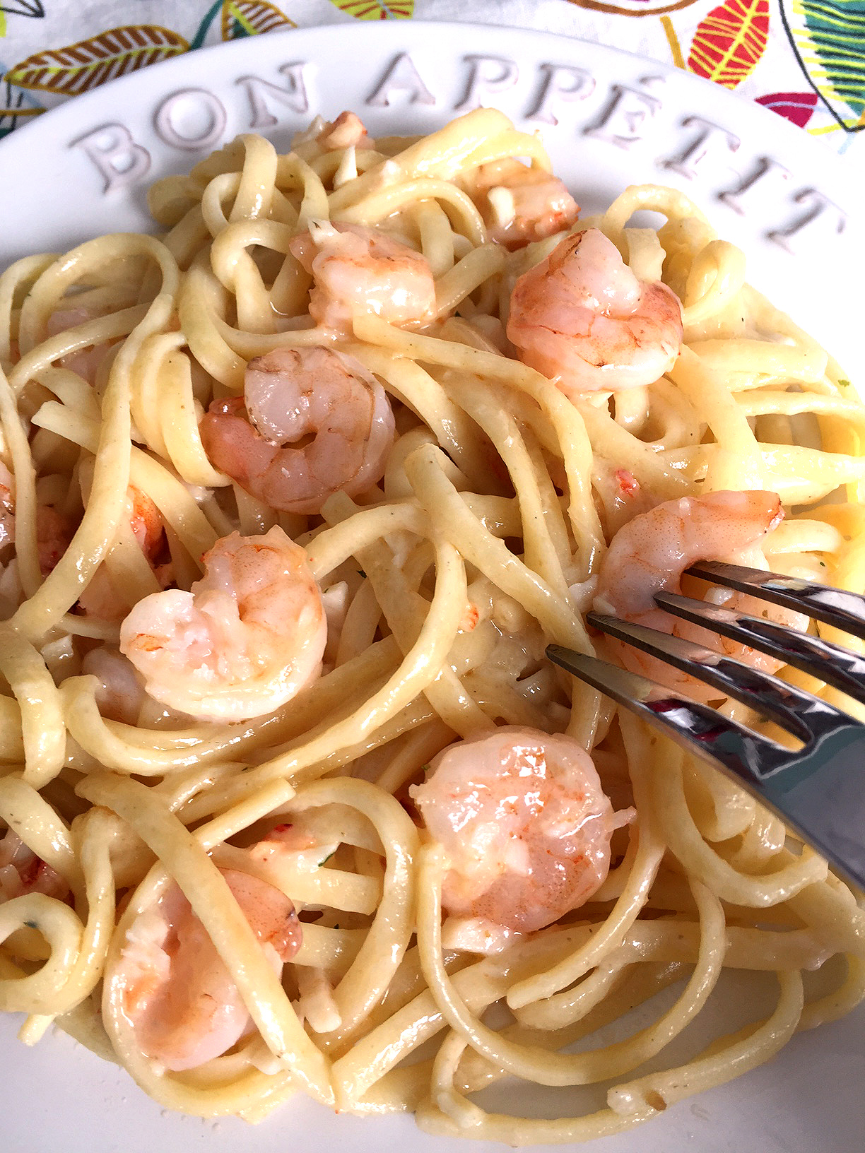 Easy Creamy Garlic Shrimp Linguine Seafood Pasta Recipe Melanie Cooks