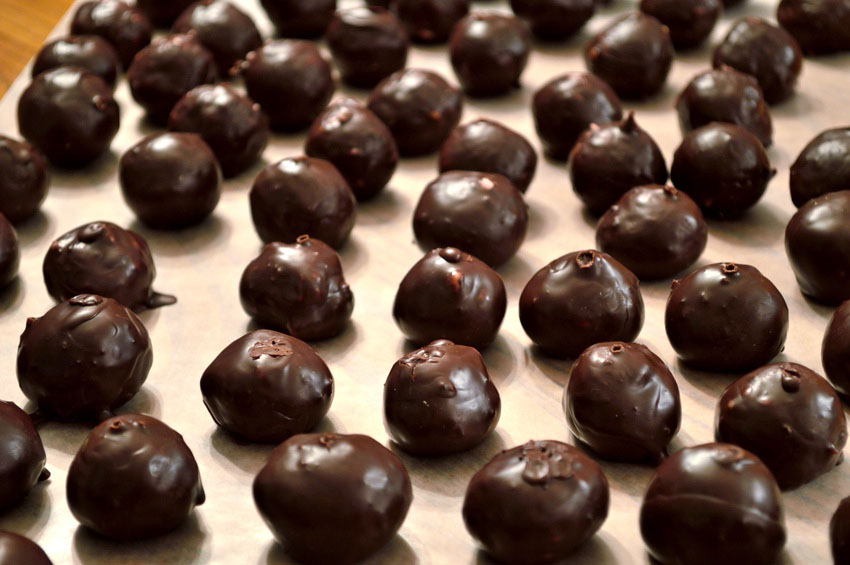 Homemade Chocolate Truffles Recipe