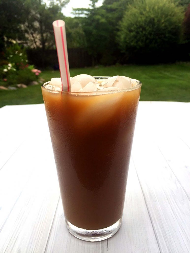 https://www.melaniecooks.com/wp-content/uploads/2009/01/iced_coffee_glass-773x1030.jpg