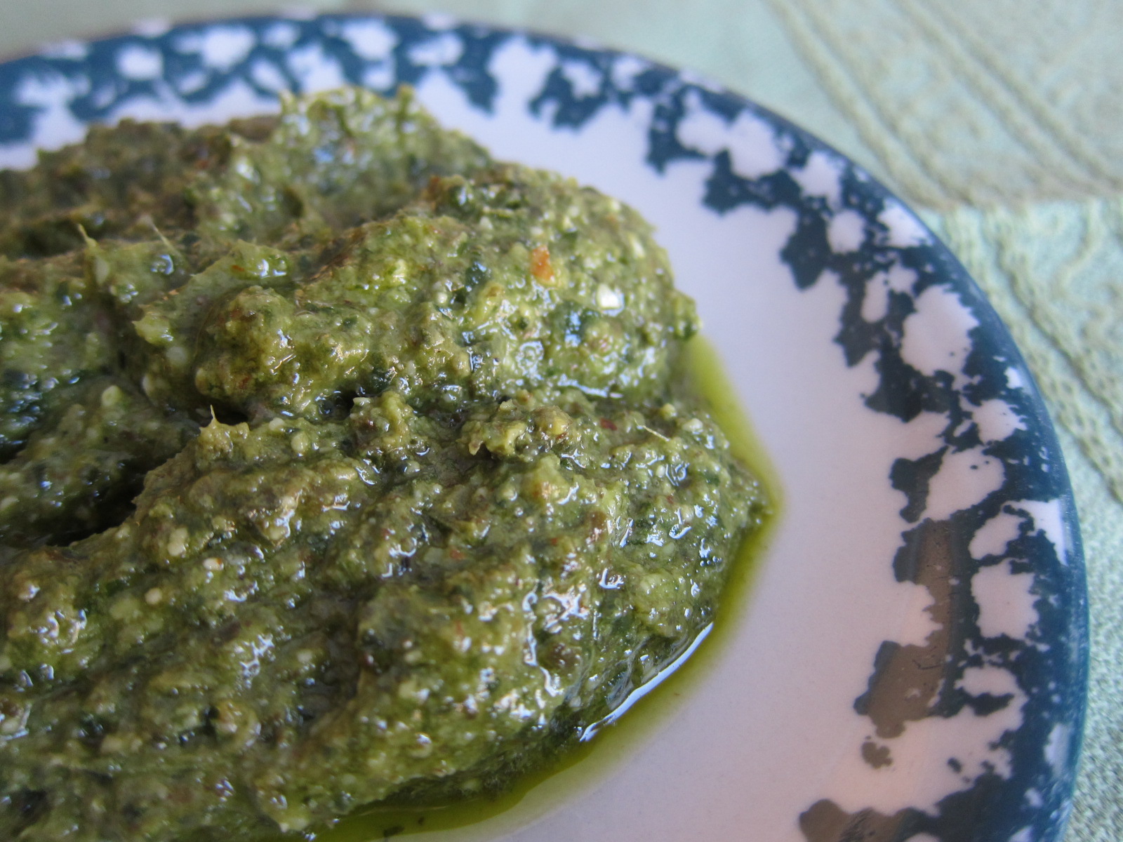 Classic Italian Basil Pesto Sauce Recipe