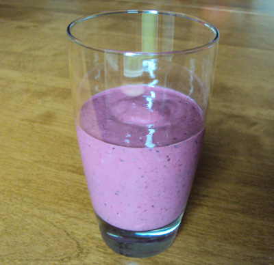 Mixed Berry And Almond Breakfast Smoothie Recipe – Melanie Cooks