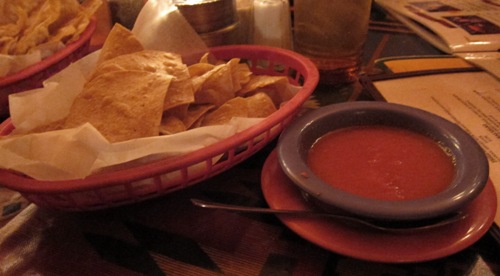 chips and salsa at Las Palmas