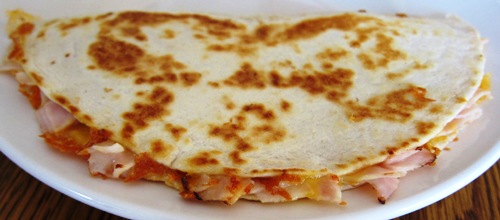 How To Make Quesadillas With Turkey And Cheese