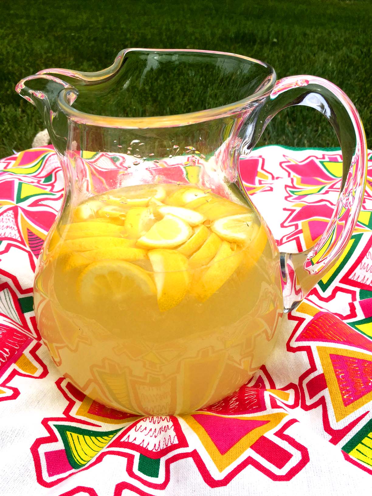 LEMONADE RECIPE PITCHER