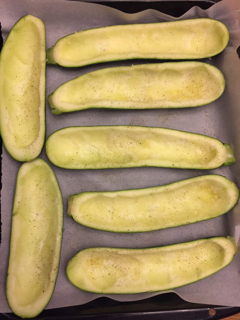 Prepare zucchini for stuffing