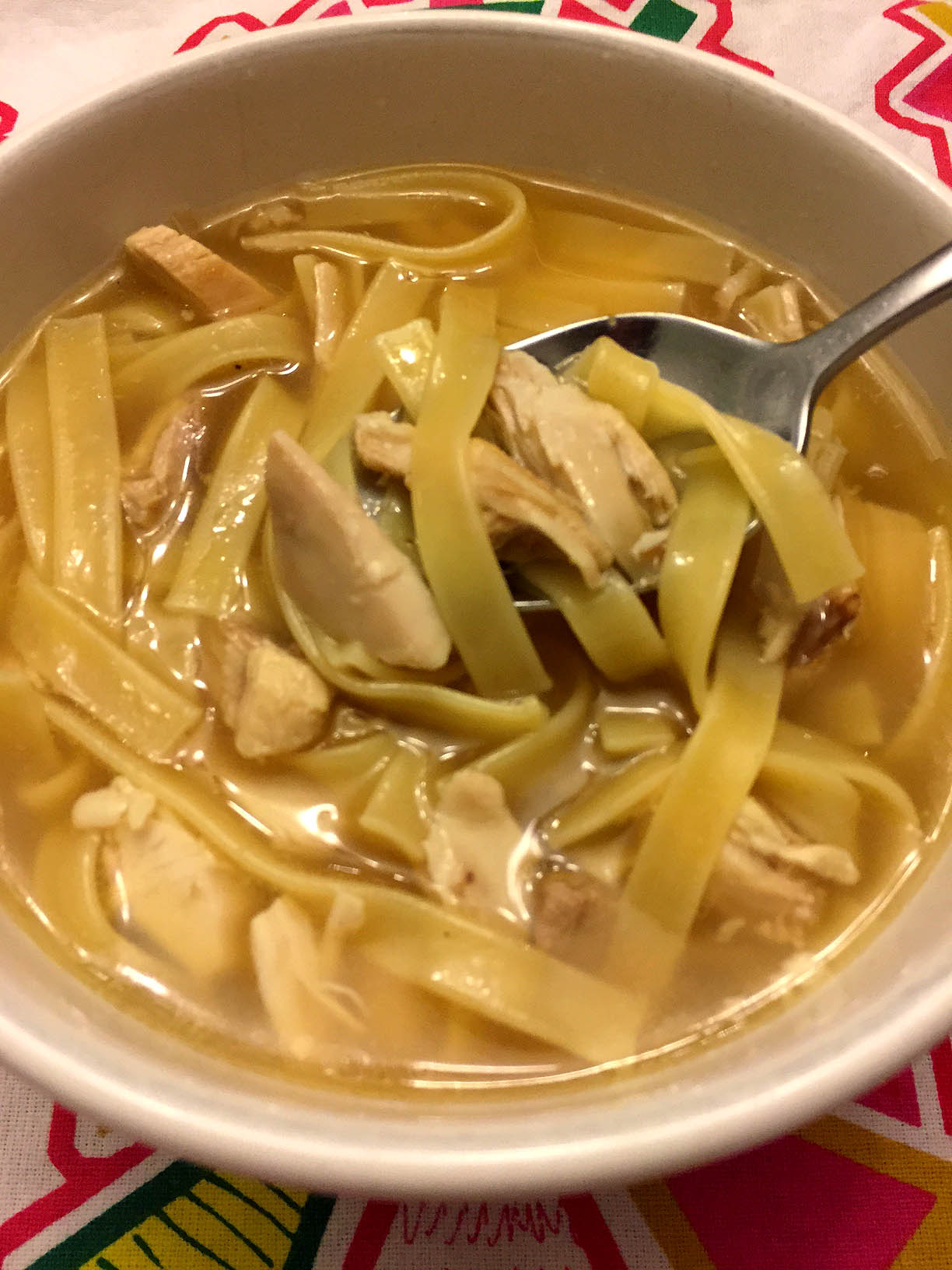 Easy Chicken Noodle Soup (Best Quick Recipe) - Fifteen Spatulas