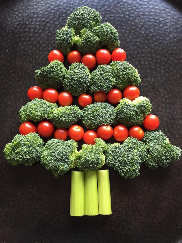 Christmas Tree Shaped Vegetable Platter Appetizer Tray – Melanie Cooks