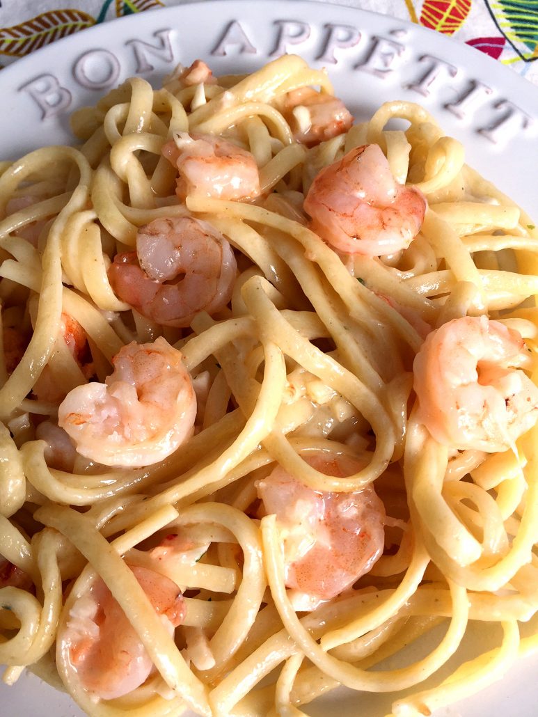 Easy Creamy Garlic Shrimp Linguine Seafood Pasta Recipe 