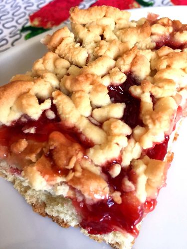 Cherry Crumble Cake Recipe