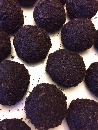 Oreo Truffles – Easy No-Bake Oreo Balls Recipe – Melanie Cooks