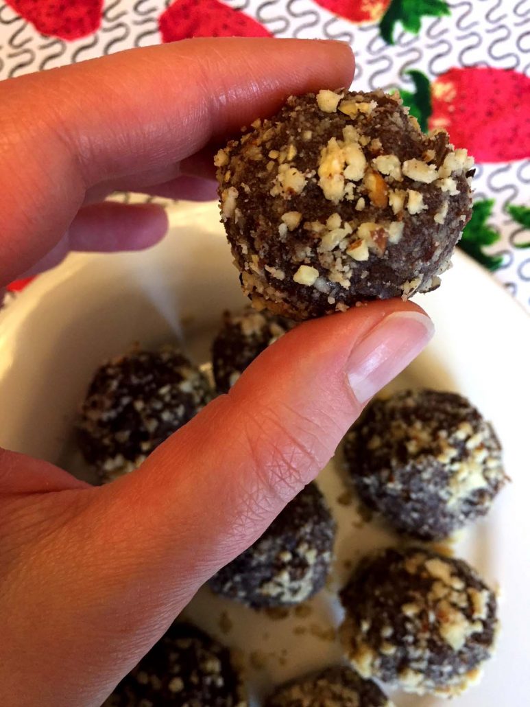 Keto Hazelnut Chocolate Truffles Balls