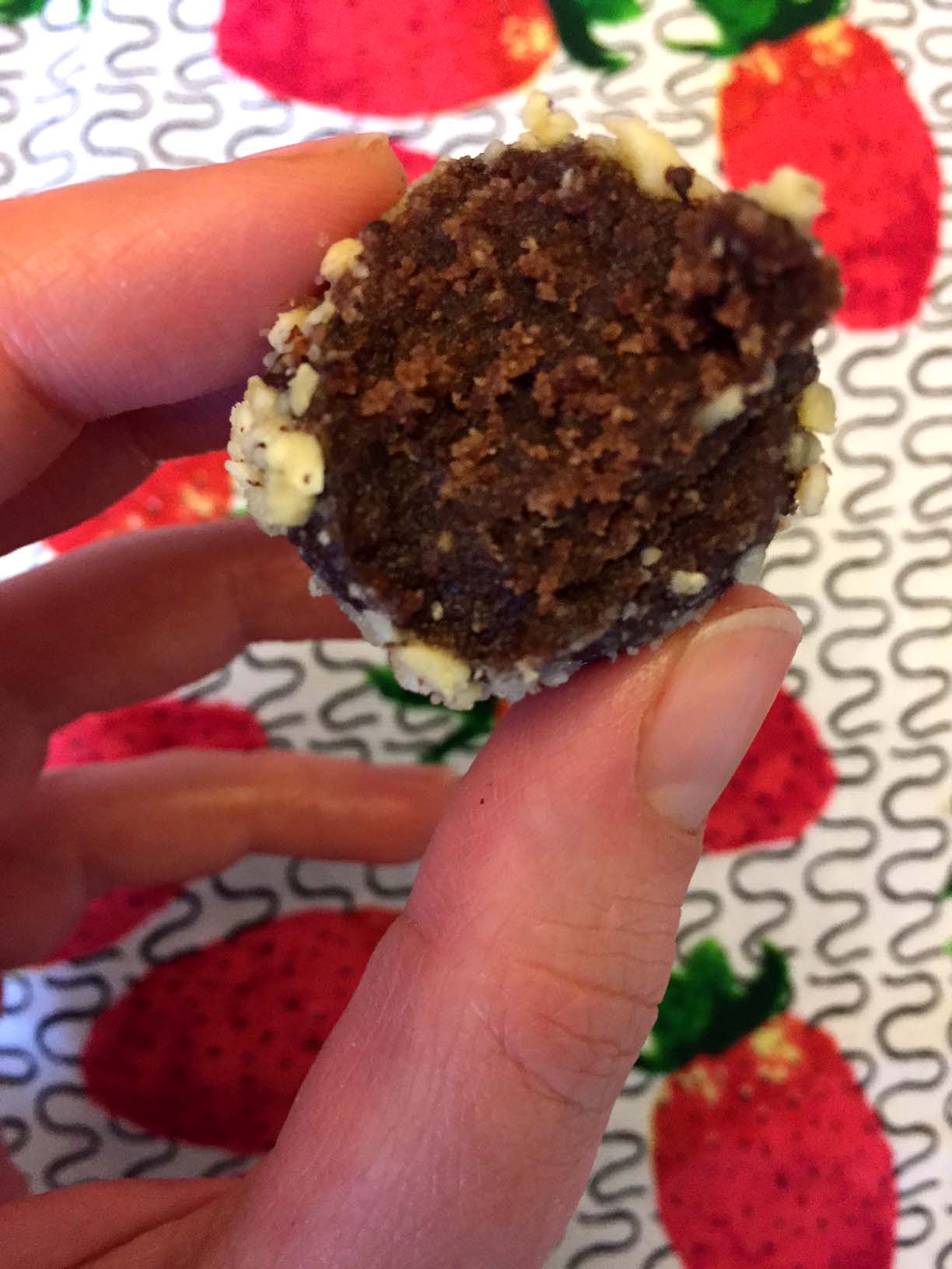 Healthy Hazelnut Chocolate Truffles Energy Balls – Melanie Cooks