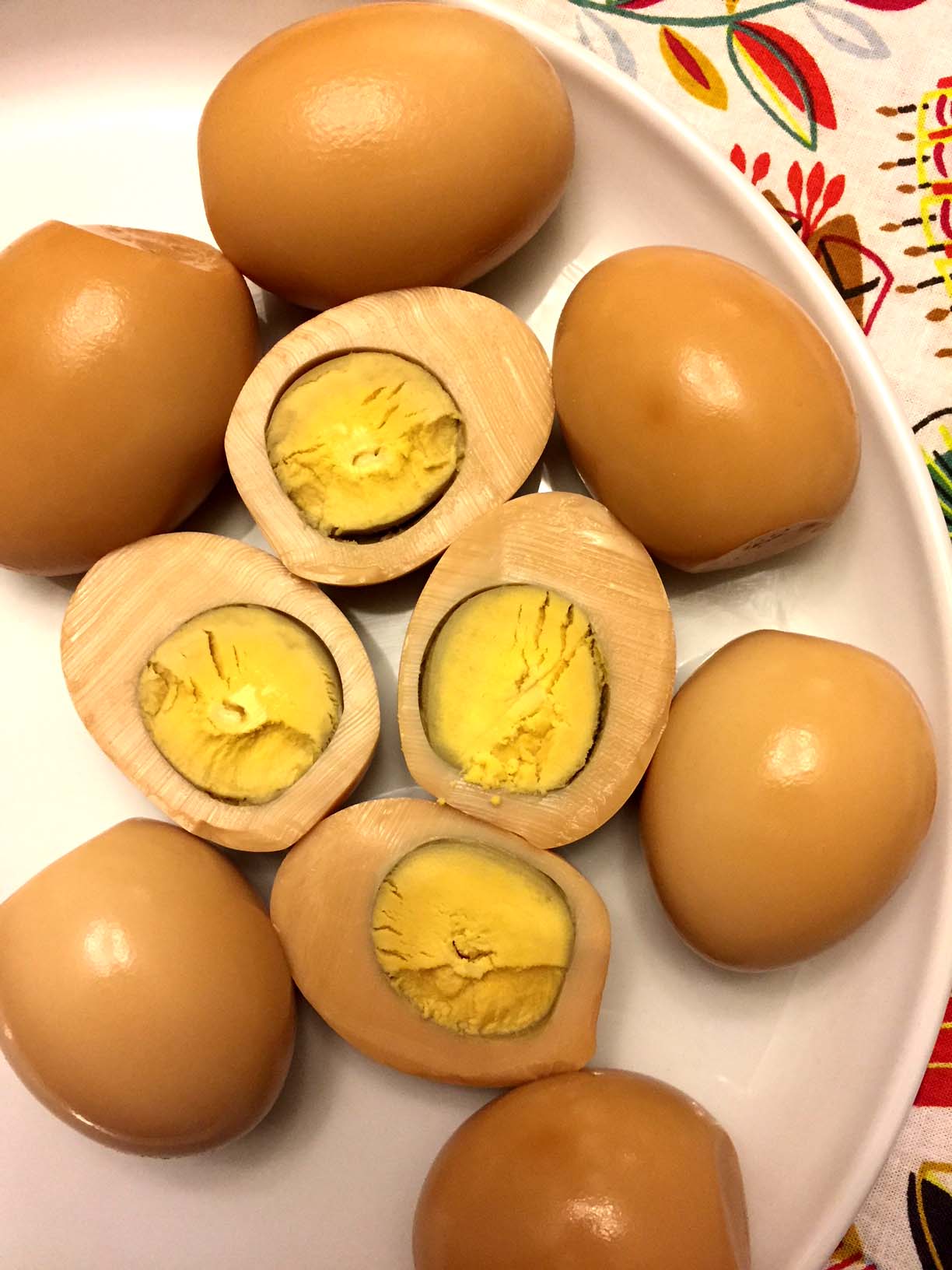 https://www.melaniecooks.com/wp-content/uploads/2018/02/korean_eggs_presure_cooker.jpg