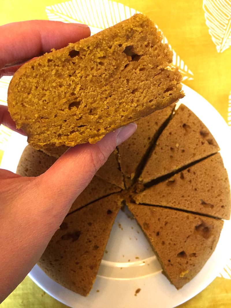 https://www.melaniecooks.com/wp-content/uploads/2018/11/instant_pot_pumpkin_bread.jpg