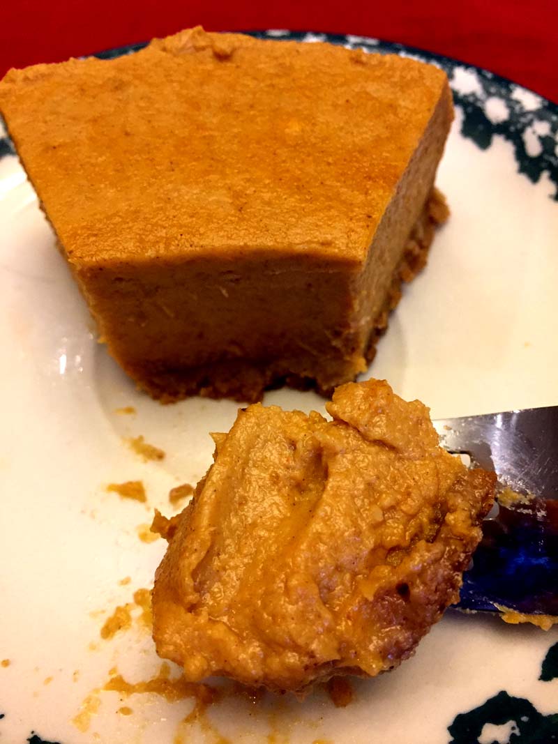 https://www.melaniecooks.com/wp-content/uploads/2018/11/instant_pot_sweet_potato_pie.jpg