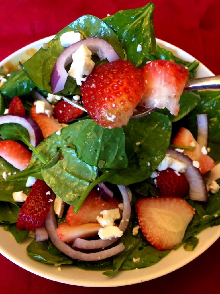 Easy Baby Spinach Salad With Feta Cheese