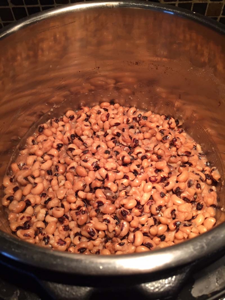 how to cook black eyed peas in the Instant Pot