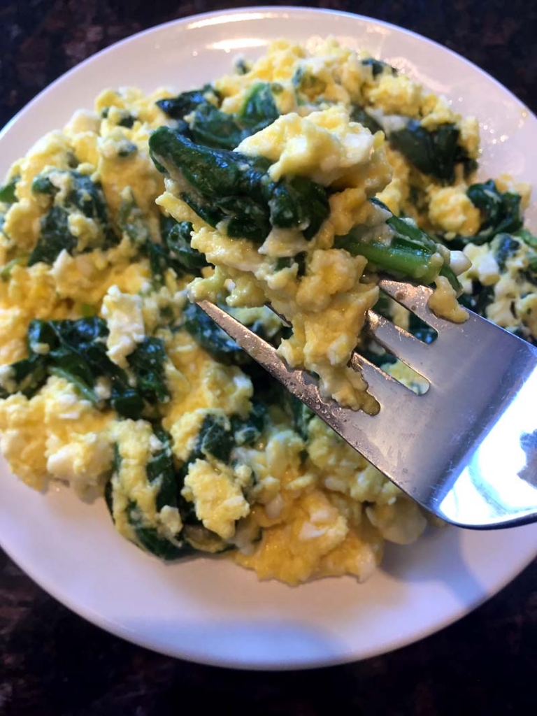 Keto Feta Spinach Scrambled Eggs