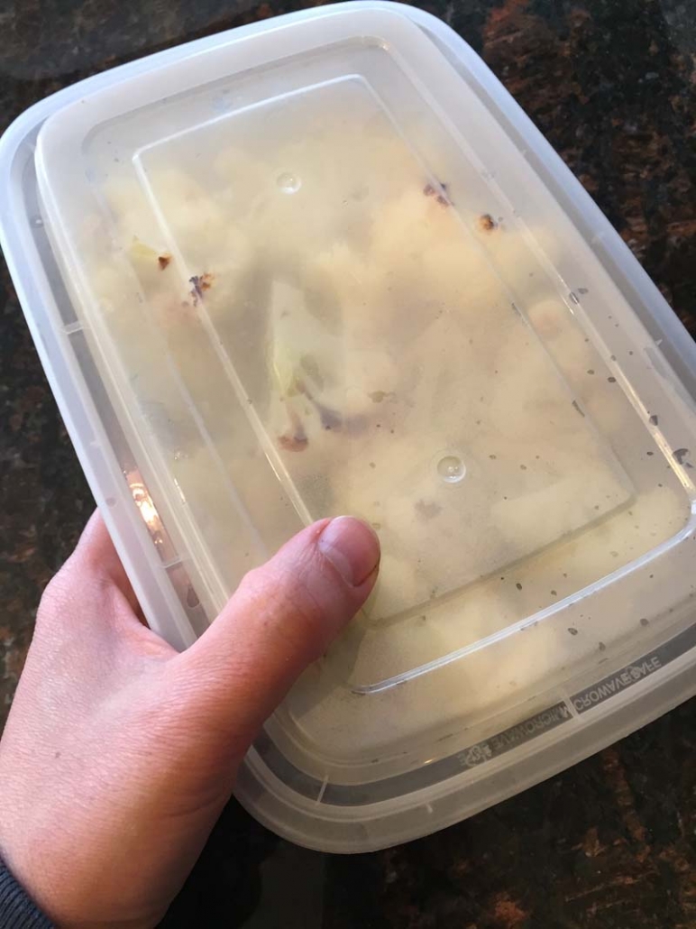 meal prep container with lid