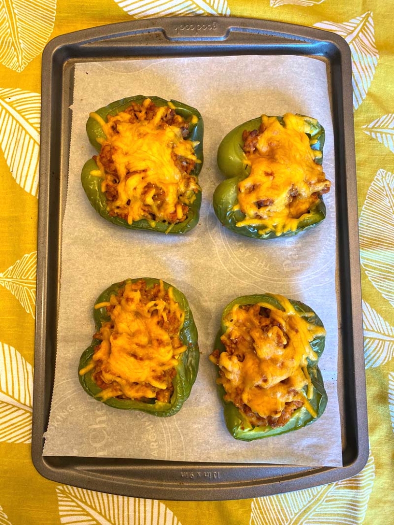 keto baked stuffed peppers