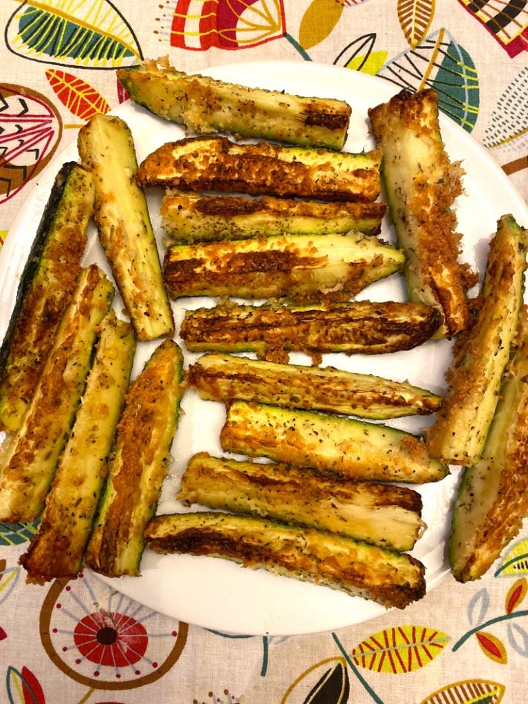 Air Fryer Keto Zucchini Fries With No Breading – Melanie Cooks