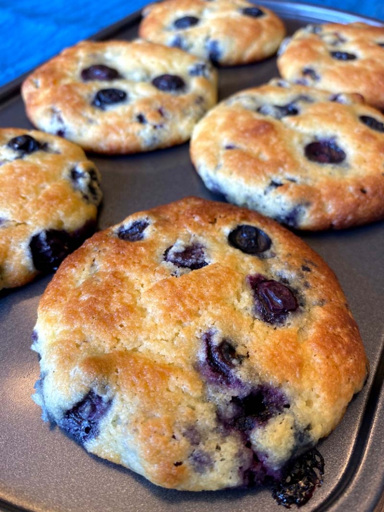 Keto Blueberry Muffins With Almond Flour – Melanie Cooks