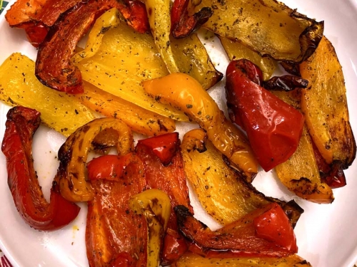 https://www.melaniecooks.com/wp-content/uploads/2020/01/airfryer_roasted_bell_peppers-500x375.jpg