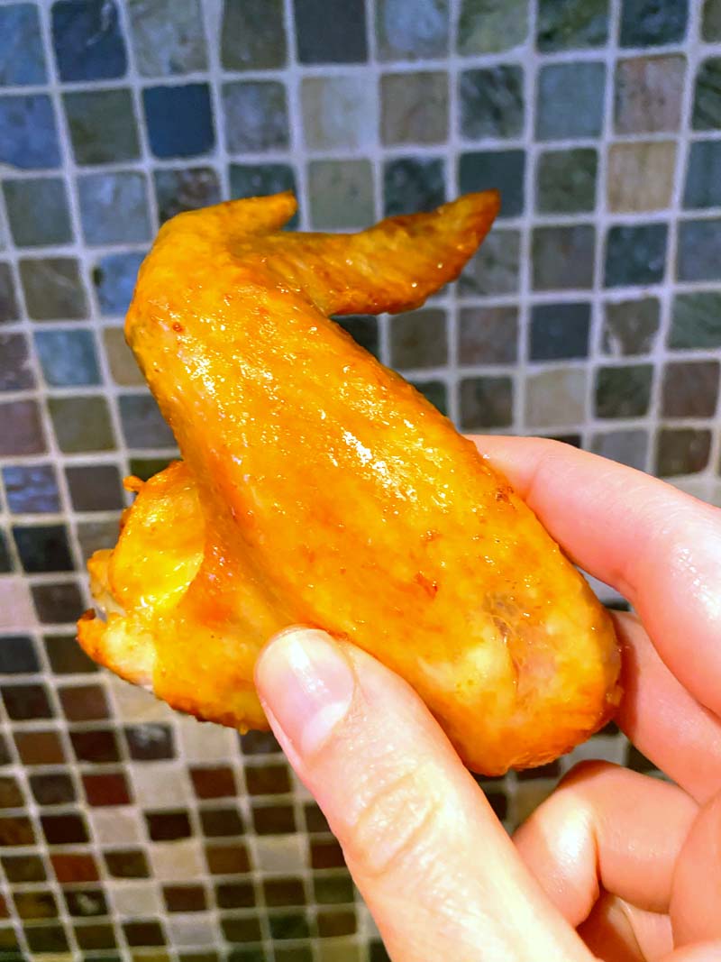 https://www.melaniecooks.com/wp-content/uploads/2020/03/crispy_wings.jpg