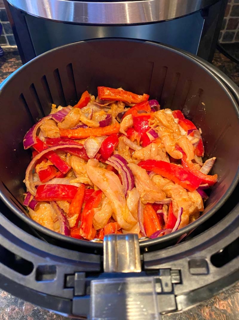 cooking chicken fajitas in air fryer 