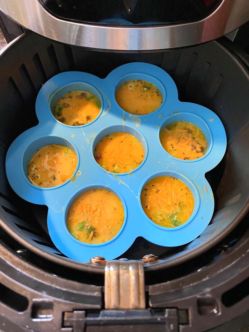 pamperedchef SILICONE EGG BITES MOLD fits perfectly in the AIR FRYER!