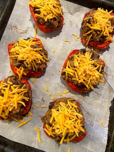 Vegetarian Stuffed Peppers With Quinoa And Black Beans – Melanie Cooks