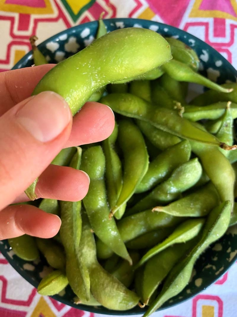 shelled edamame in bowl