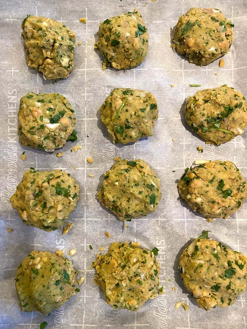 Baked Falafel (with Canned Chickpeas!) - Detoxinista