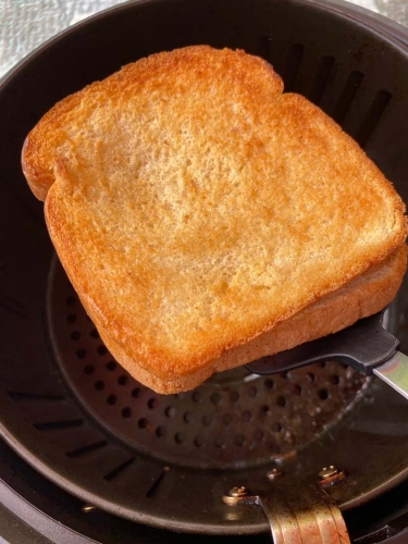 Air Fryer Grilled Cheese Sandwich