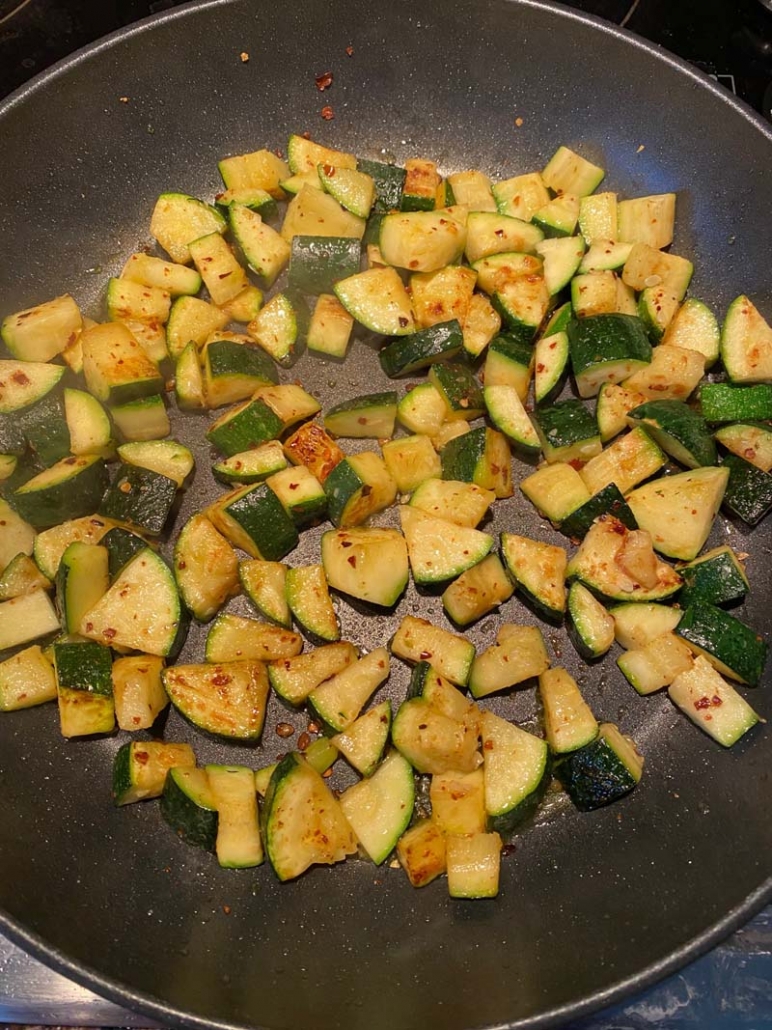 Easy Sauteed Zucchini (Healthy Pan-Fried Zucchini Recipe) – Melanie Cooks