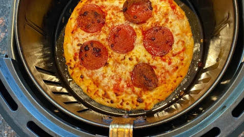 Air Fryer Frozen Pizza: Perfectly Crispy Crust Pizza Every Time