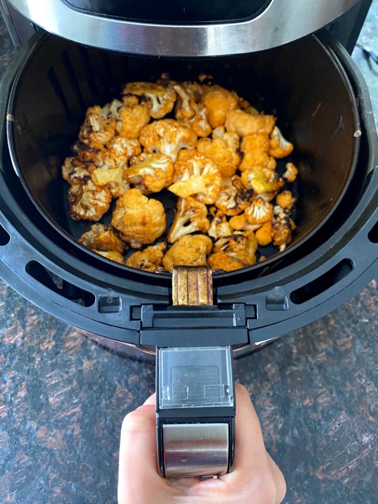 air fryer buffalo cauliflower