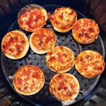 Air Fryer Frozen Pizza Bagel Bites