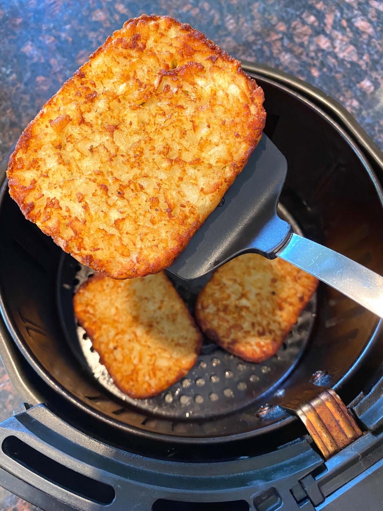 Frozen Hashbrowns in Air Fryer - Paint The Kitchen Red