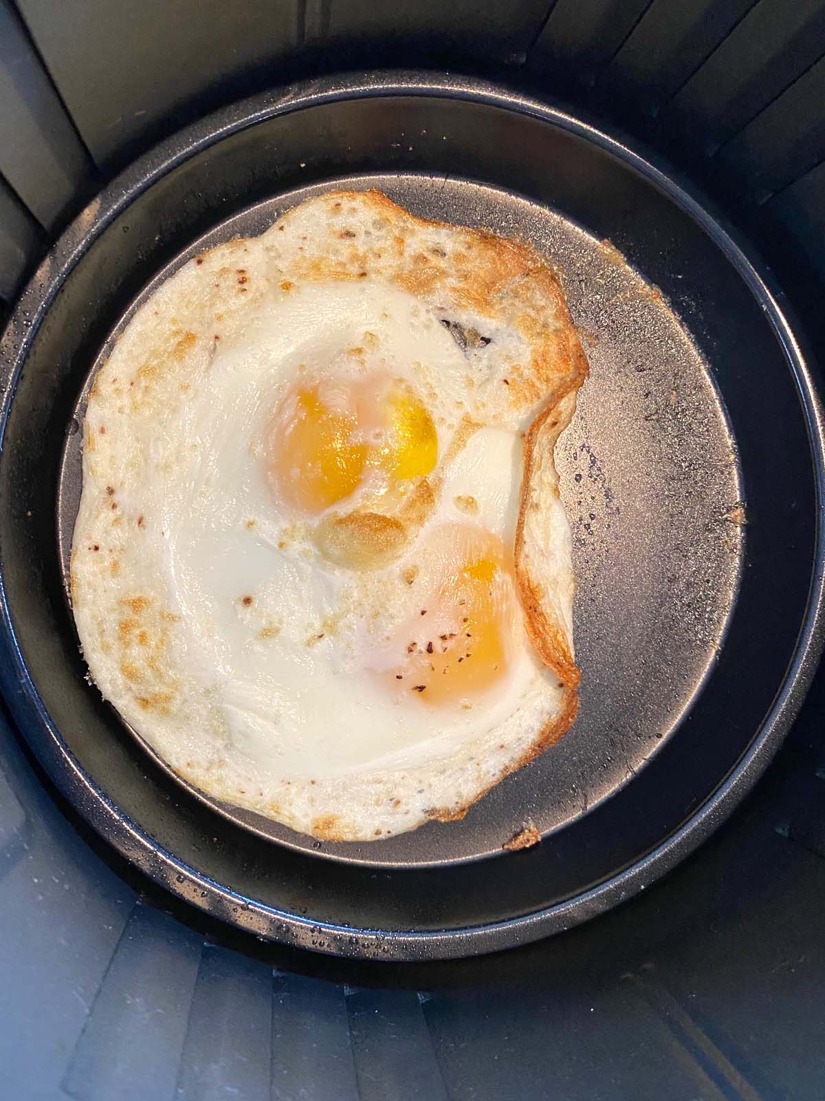 How to Fry Eggs