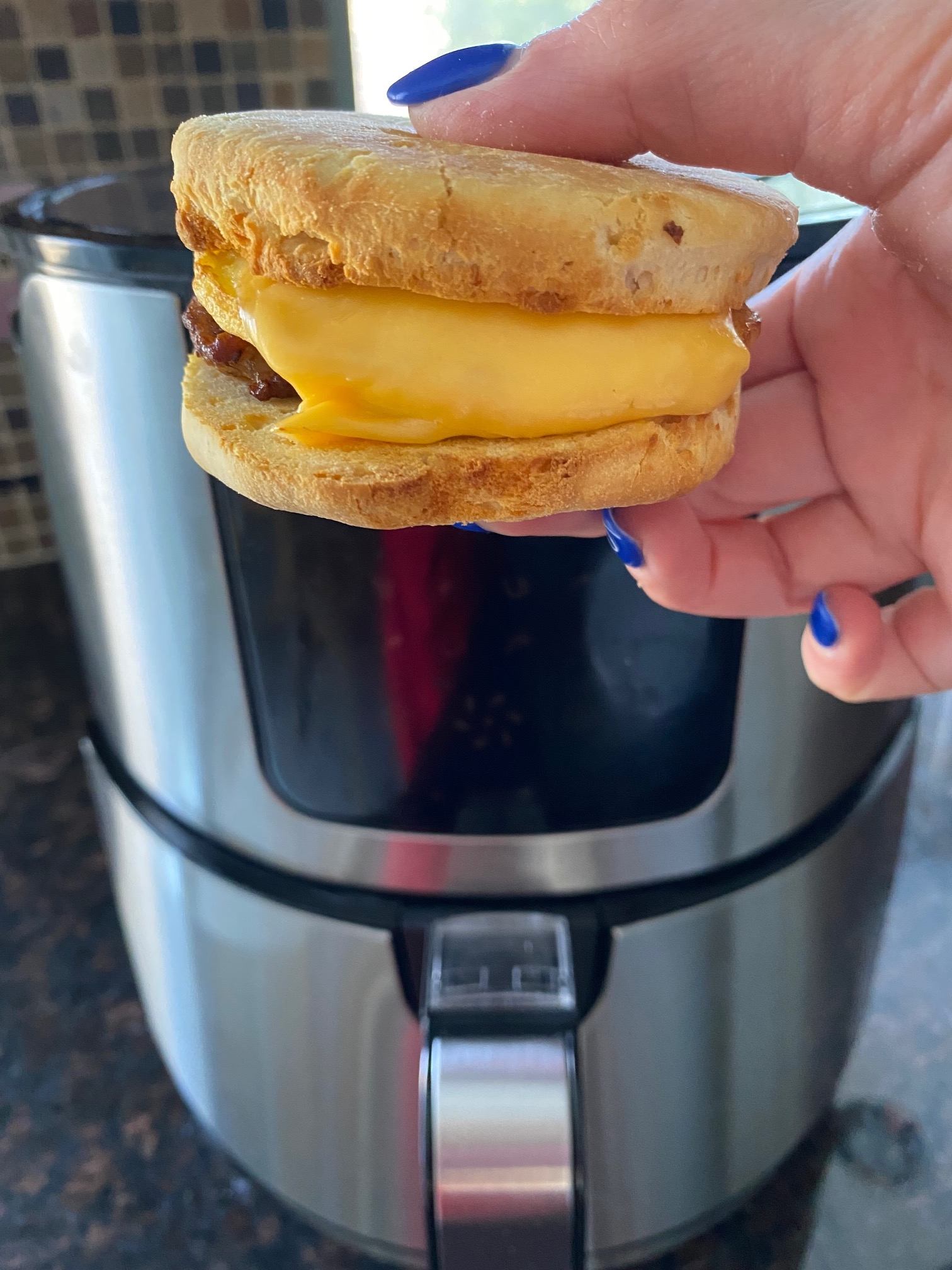 You can now get an all-in-one breakfast sandwich maker from