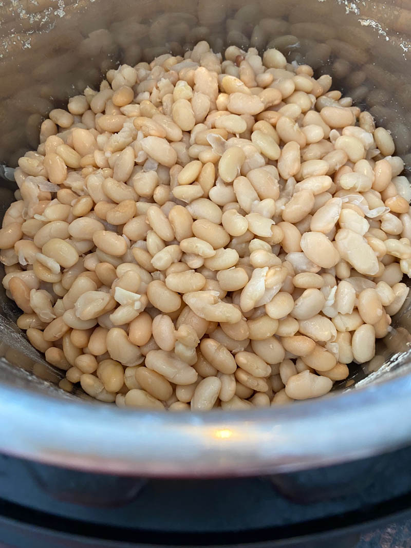 Cooked great northern beans in an Instant Pot.