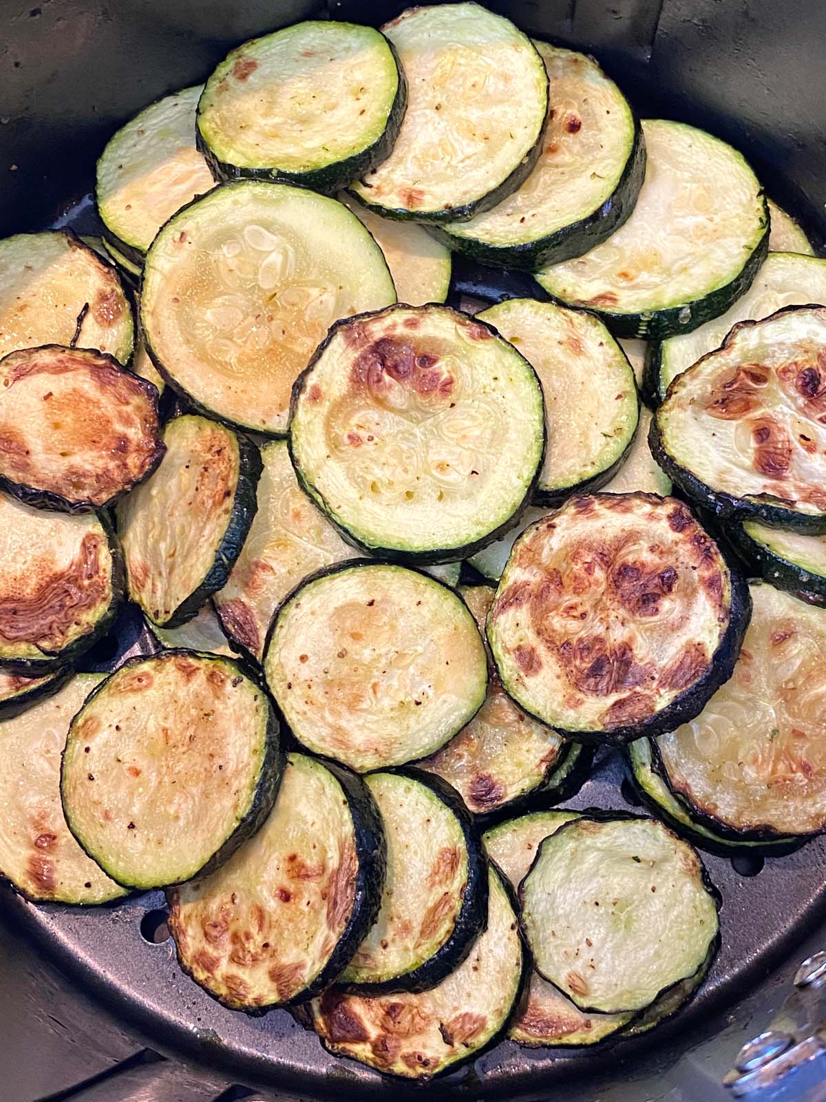 Air fryer roasted zucchini slices.