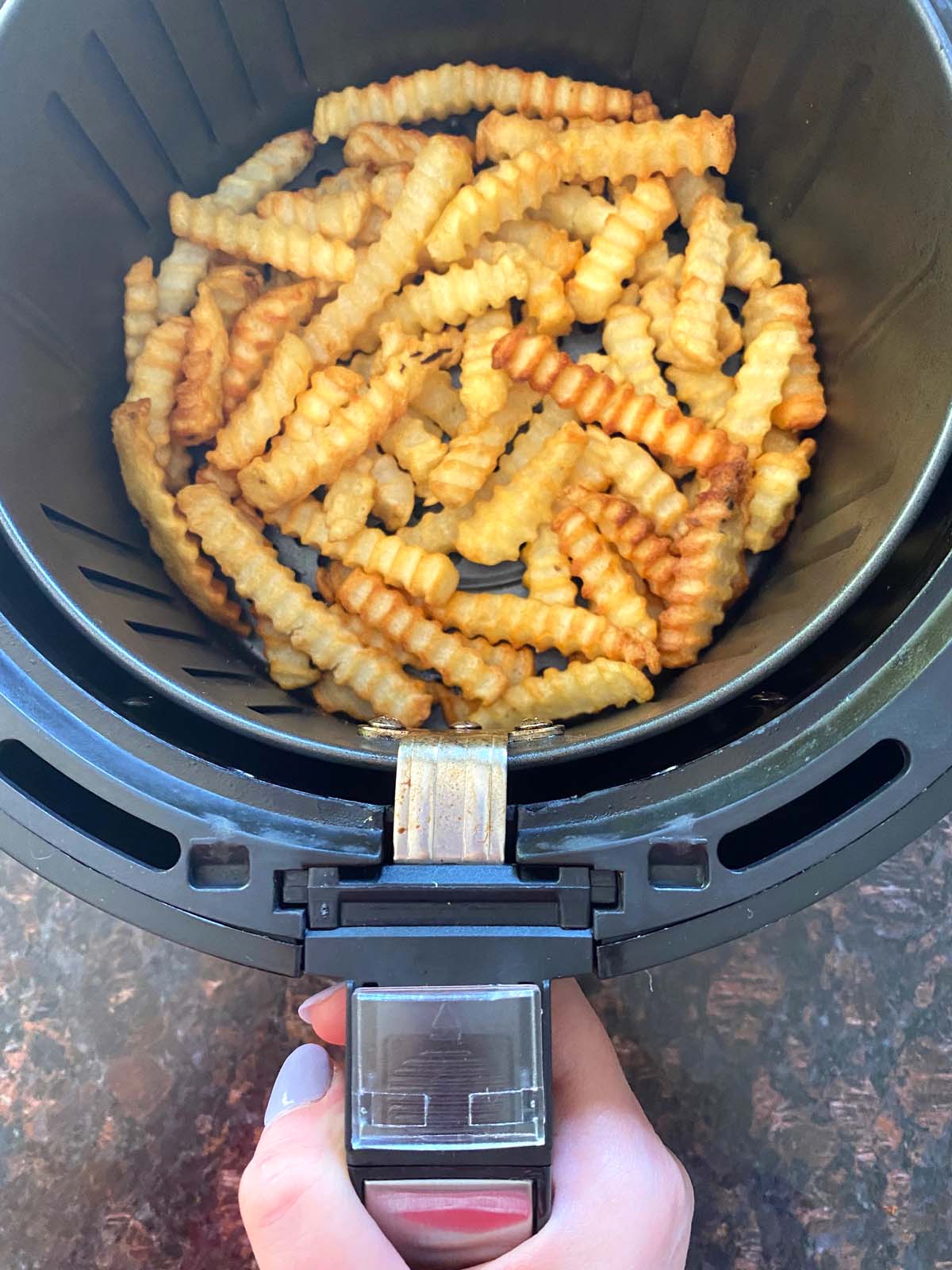 Frozen Crinkle Fries In Air Fryer - Air Fryer Vibes