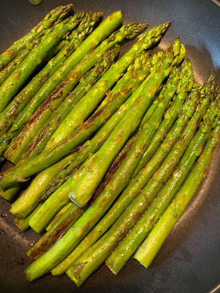 Sauteed Asparagus – How To Cook Asparagus In A Skillet On The Stove ...