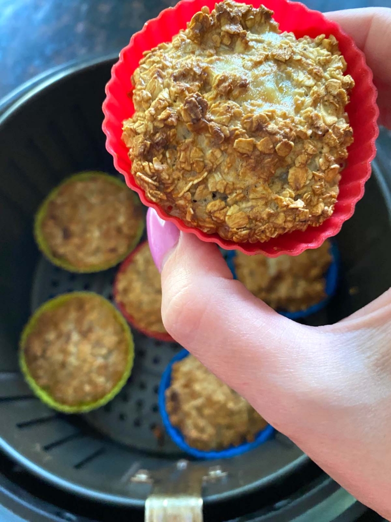 Banana Baked Oatmeal Cups In Air Fryer