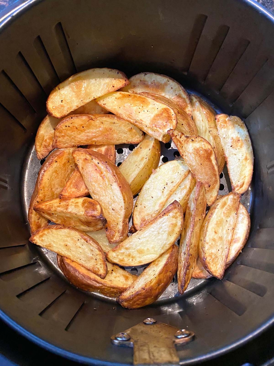 Air Fryer Potato Wedges – Melanie Cooks