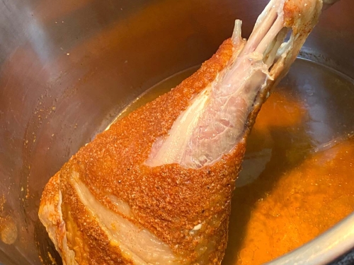 Frozen turkey best sale legs instant pot