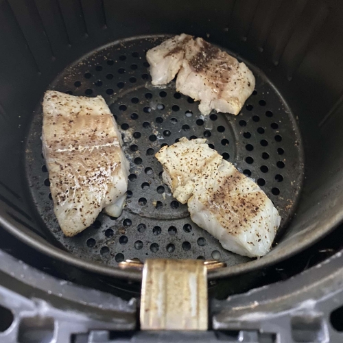 https://www.melaniecooks.com/wp-content/uploads/2022/11/Air-Fryer-Frozen-Cod-3-500x500.jpeg