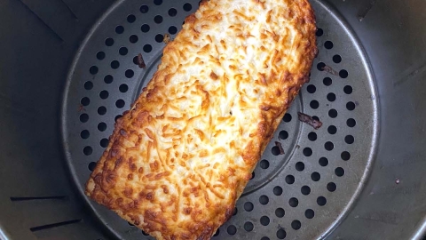 Air Fryer French Bread Pizza - Plain Chicken